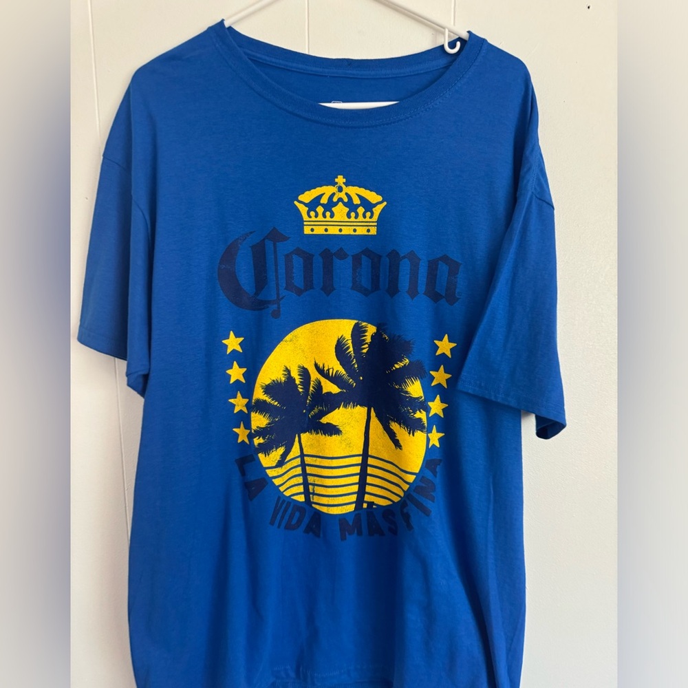 Men’s Blue Corona T Shirt LARGE NEW